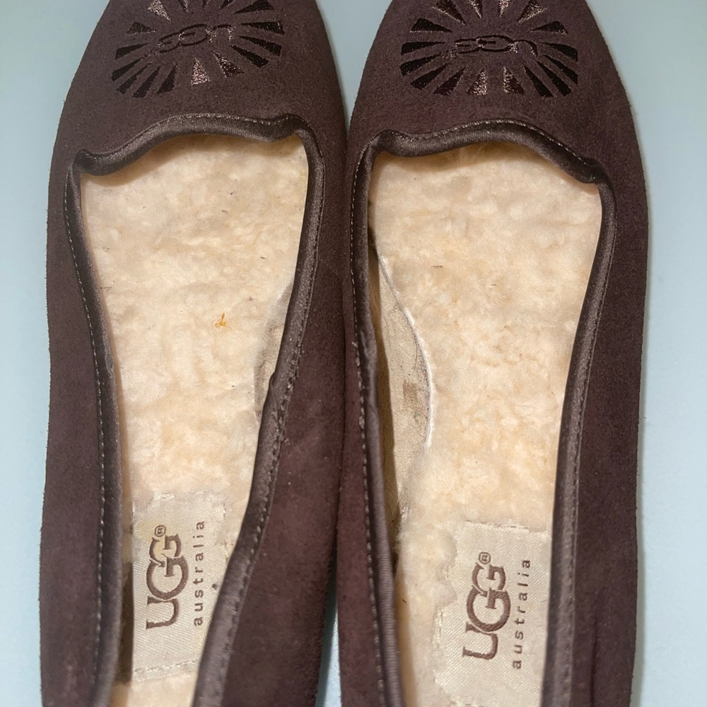 Ugg suede leather sheepskin lined flats - Picture 4 of 10